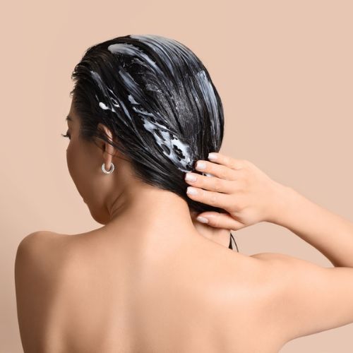 apply the conditioner on your hair