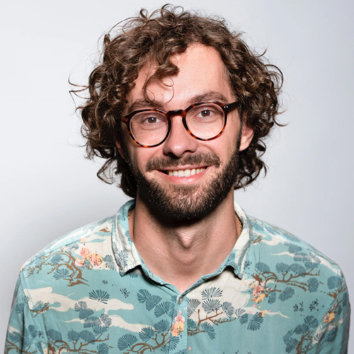 tame curly and frizzy hair